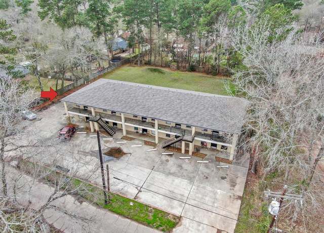 Property at 1500 S 3rd St, Conroe, TX 77301, 10 beds, 1 bath