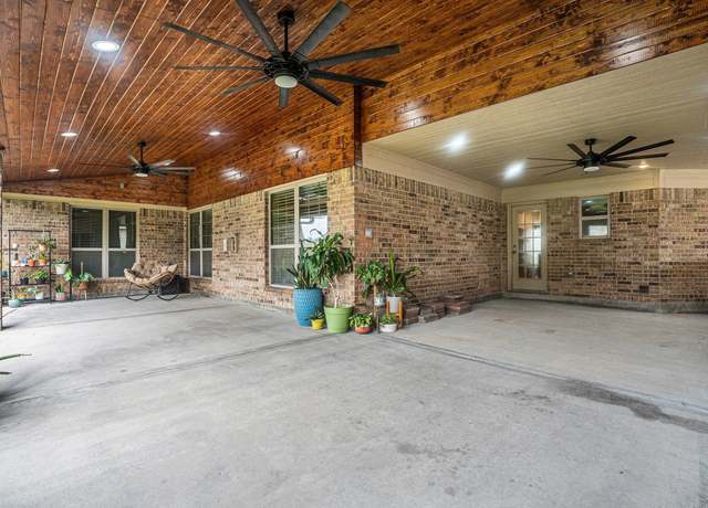 Property at 3323 Patagonia St, League City, TX 77573, 4 beds, 3 baths
