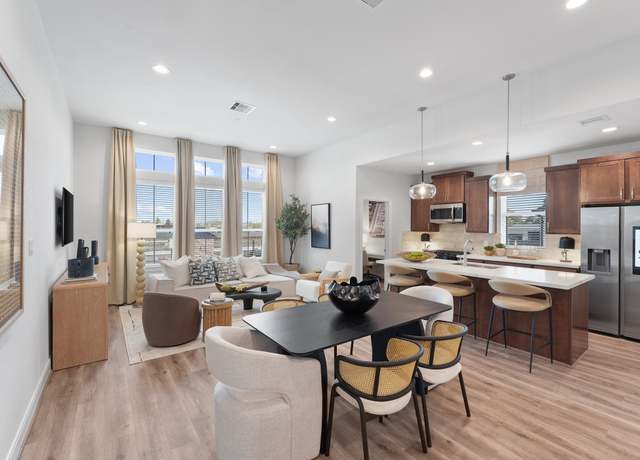 Property at 9217 Washington Heights St, Houston, TX 77063, 3 beds, 2.5 baths
