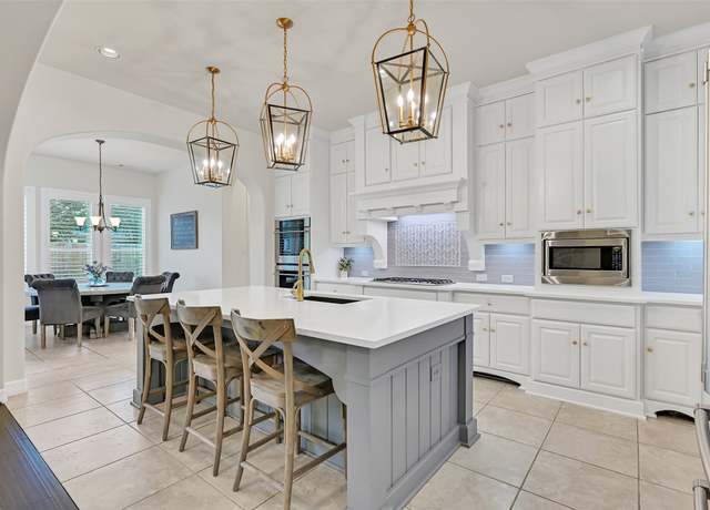 Property at 1107 Rymers Switch Ln, Friendswood, TX 77546, 5 beds, 6 baths
