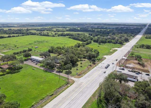 Property at 15511 Highway 36, Needville, TX 77461, 3 beds, 3 baths