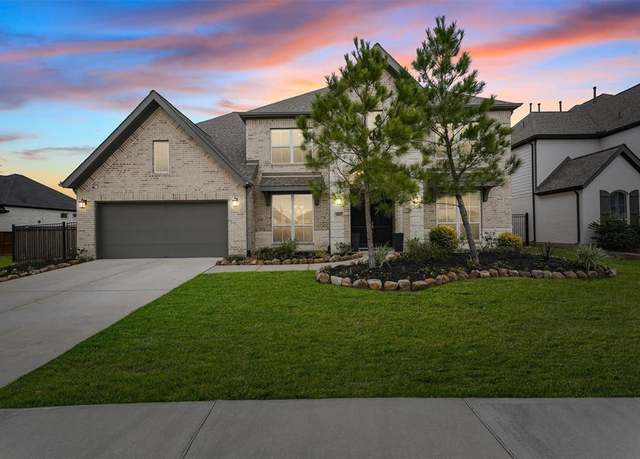 Property at 28017 Woodland Bend Way, Spring, TX 77386, 5 beds, 4.5 baths