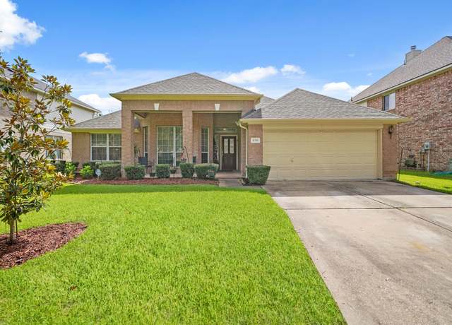 Property at 10318 Linden Springs Dr, Houston, TX 77095, 4 beds, 2 baths