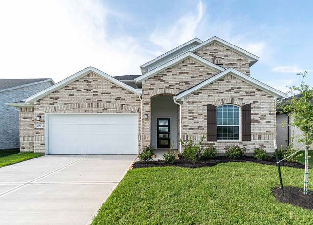 Property at 6223 Park Landing Dr, Baytown, TX 77521, 4 beds, 3 baths