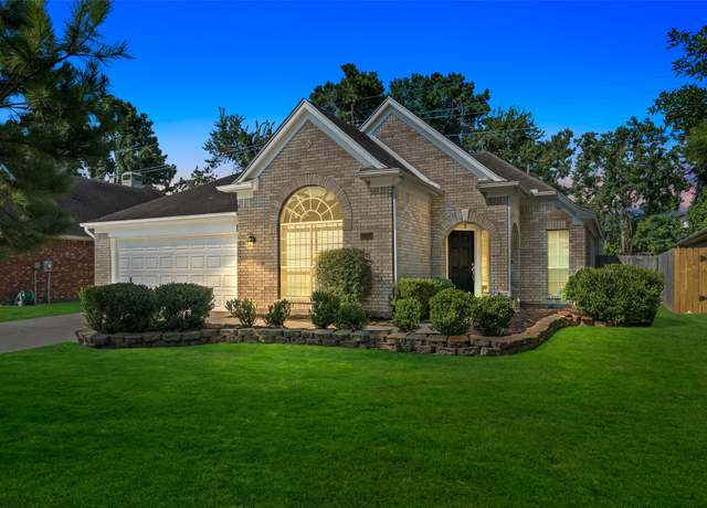 Property at 18423 Polo Meadow Dr, Humble, TX 77346, 3 beds, 2 baths