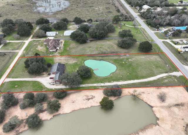 Property at 28302 Piney Cors, Waller, TX 77484, 3 beds, 2 baths