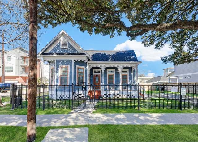 Property at 1318 Bingham St, Houston, TX 77007, 2 beds, 2 baths