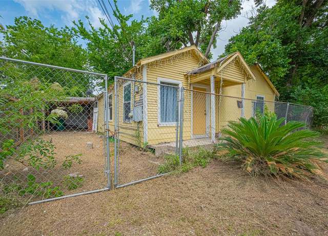 Property at 3117 Solo St, Houston, TX 77026, 2 beds, 1 bath