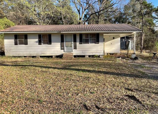 Property at 16852 State Highway 7 E, Kennard, TX 75847, 3 beds, 1 bath