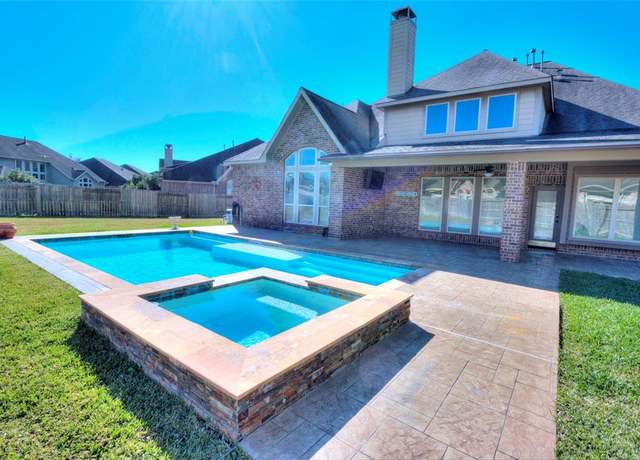 Property at 1927 Lily Canyon Ln, Pearland, TX 77584, 5 beds, 4.5 baths