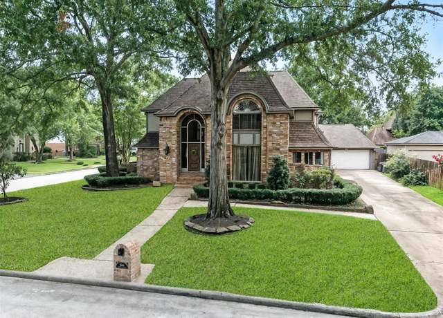 Property at 2303 Millvale Dr, Houston, TX 77345, 4 beds, 3.5 baths