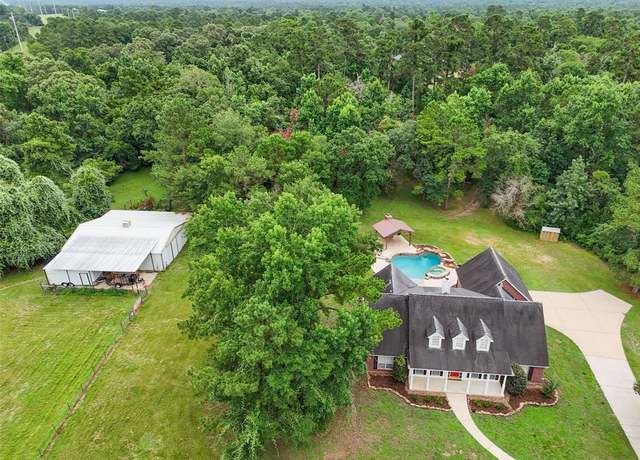 Property at 18443 Hills Lake Ct, Montgomery, TX 77316, 4 beds, 3.5 baths