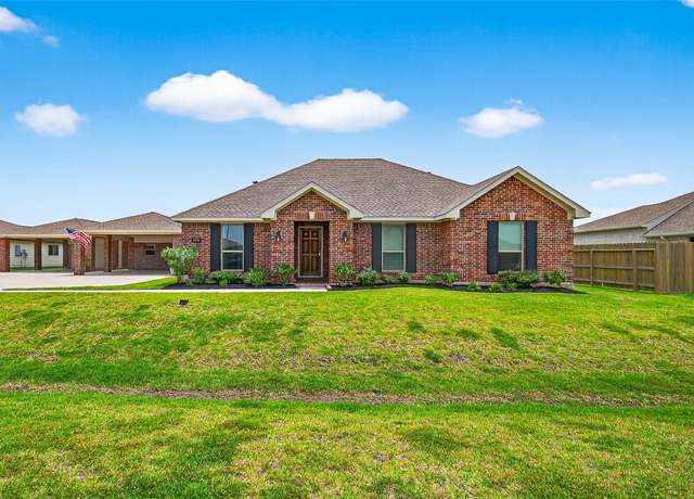 Property at 3611 Pedregal Rd, Dickinson, TX 77539, 4 beds, 2 baths