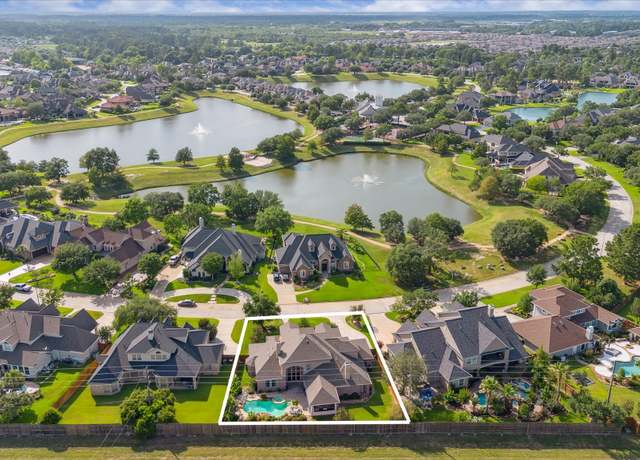 Property at 14002 Winding Springs Dr, Cypress, TX 77429, 4 beds, 4.5 baths