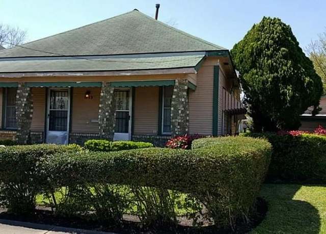 Property at 1133 Grannis Ave, Port Arthur, TX 77640, 2 beds, 2 baths