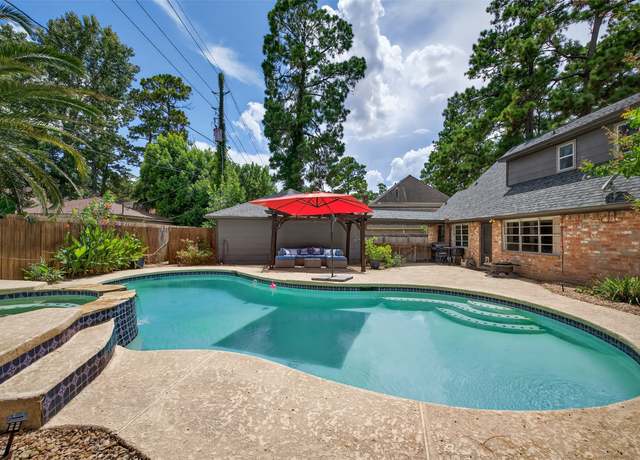 Property at 5903 Havenwoods Dr, Houston, TX 77066, 4 beds, 2.5 baths