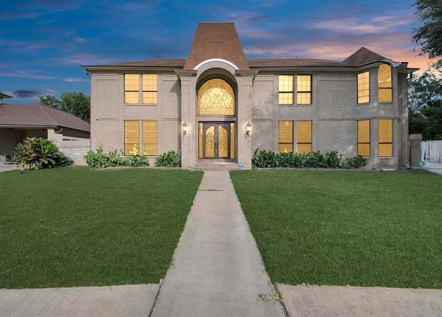 Property at 1743 Randons Point Dr, Sugar Land, TX 77478, 5 beds, 6 baths