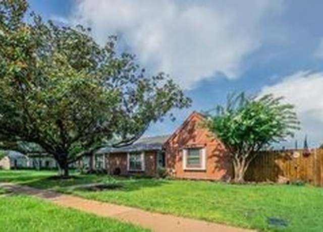 Property at 6103 Pine Cove Dr, Houston, TX 77092, 4 beds, 2 baths