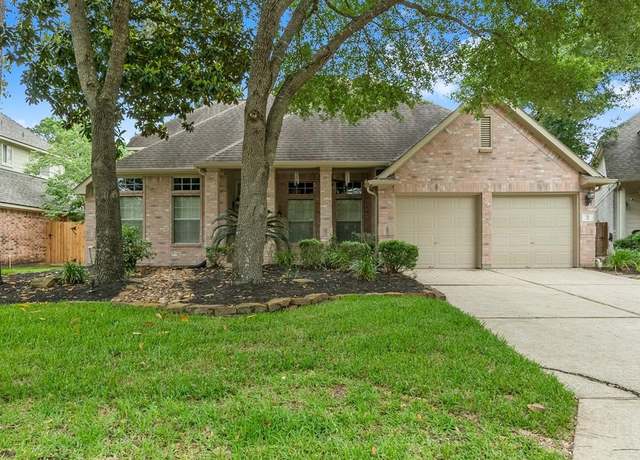 Property at 31 Trilling Bird Pl, The Woodlands, TX 77384, 4 beds, 2 baths