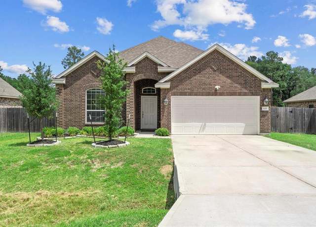 Property at 635 W Linnwood Dr, Woodbranch, TX 77357, 3 beds, 2 baths