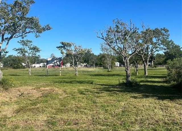 Property at 0 10th St, San Leon, TX 77539