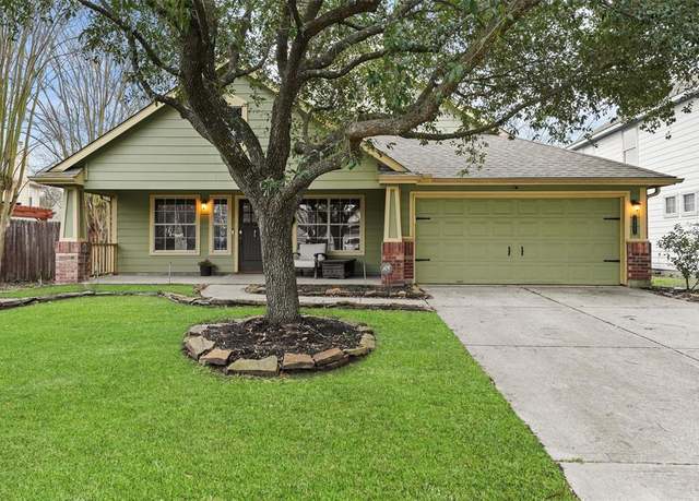 Property at 19411 Young Oak St, Spring, TX 77379, 3 beds, 2 baths