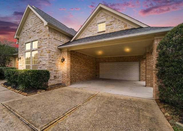 Property at 19502 Lakeside View Dr, Spring, TX 77388, 4 beds, 3.5 baths