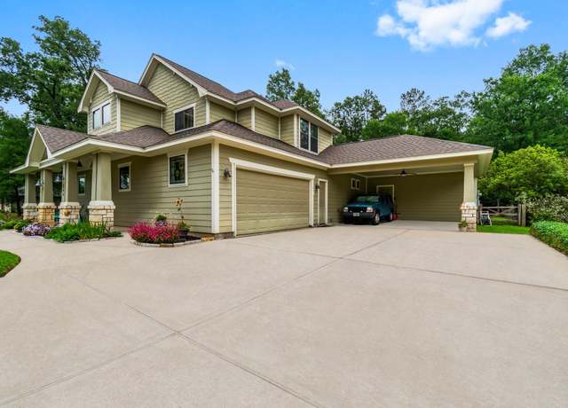 Property at 206 Branding Iron, Livingston, TX 77351, 4 beds, 2.5 baths
