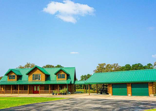 Property at 8786 State Highway 75 S, Huntsville, TX 77340, 4 beds, 3 baths