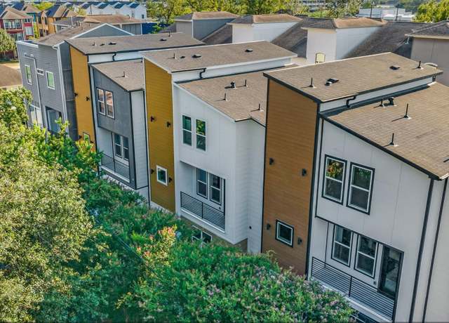 Property at 602 W 28th St Unit B, Houston, TX 77008, 3 beds, 3.5 baths