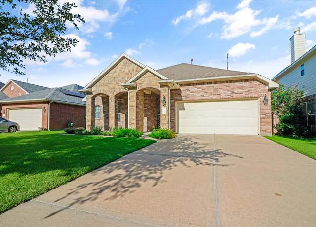 Property at 18110 Quarry Vale Dr, Cypress, TX 77429, 3 beds, 2 baths