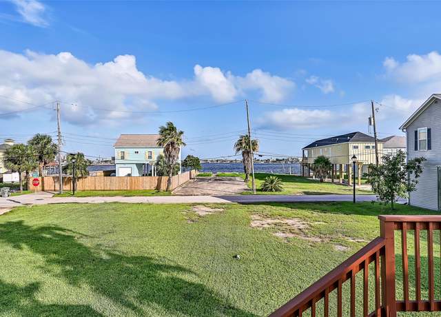 Property at 1029 62nd St, Galveston, TX 77551, 2 beds, 2 baths