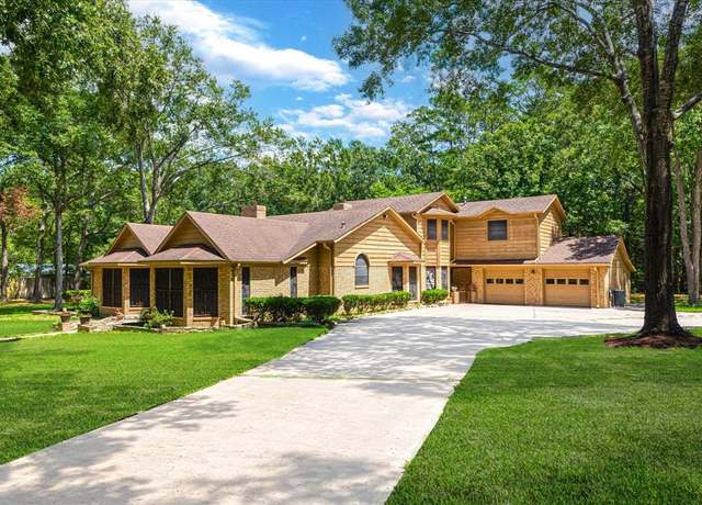 Property at 7715 Shadow Ln, Conroe, TX 77304, 4 beds, 4 baths