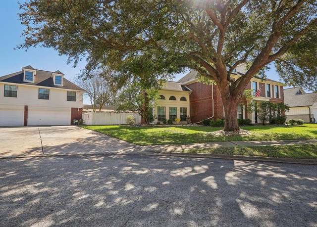 Property at 12718 Old Pine Ln, Houston, TX 77015, 7 beds, 4.5 baths