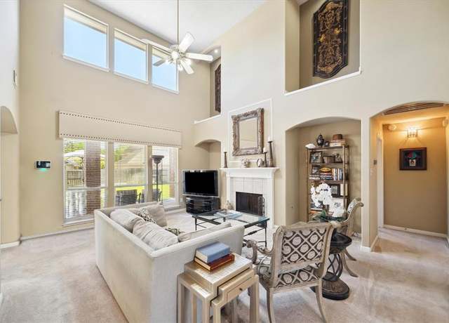 Property at 1314 Cross Valley Dr, Sugar Land, TX 77479, 5 beds, 3.5 baths