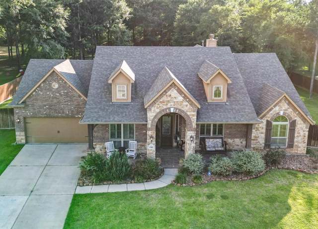 Property at 13882 Oak Manor Dr, Willis, TX 77318, 4 beds, 2.5 baths