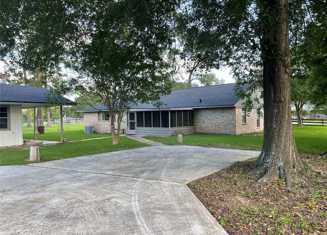 Property at 16526 Walnut Springs Ln, Magnolia, TX 77355, 3 beds, 2 baths