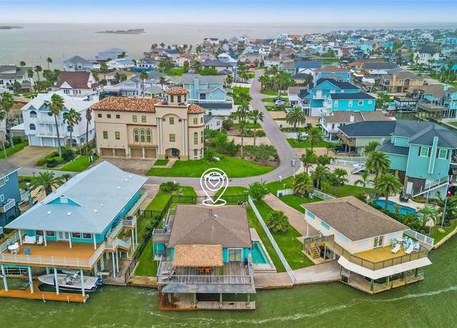 Property at 1222 Oahu Dr, Galveston, TX 77554, 4 beds, 3 baths