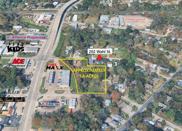 Property at 211 Reidland St, Crosby, TX 77532
