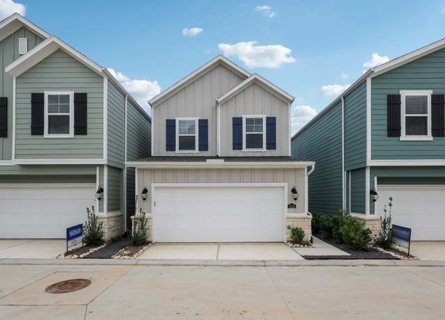 Property at 2155 Beachcomber Dr, Kemah, TX 77565, 3 beds, 2.5 baths