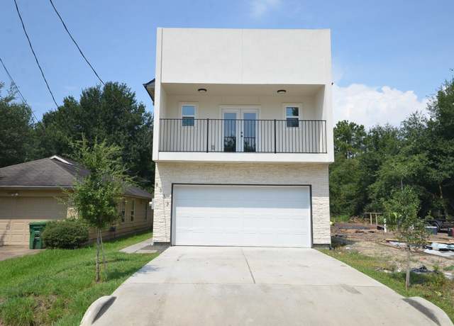 Property at 8337 Sunnyhill St, Houston, TX 77088, 3 beds, 2.5 baths