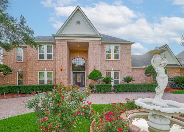 Property at 1522 S Fry Rd, Katy, TX 77450, 4 beds, 3.5 baths