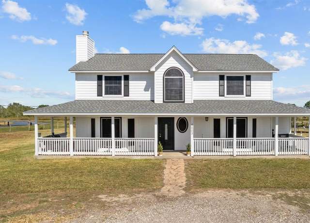 Property at 6503 County Road 208, Danbury, TX 77534, 4 beds, 2.5 baths