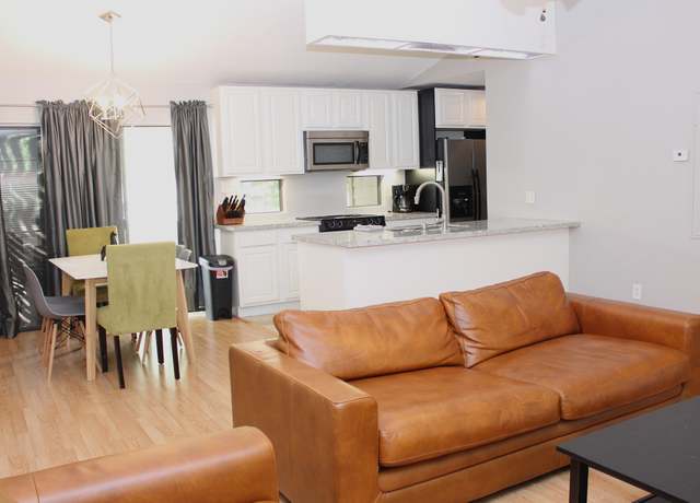 Property at 2211 S Kirkwood Rd #42, Houston, TX 77077, 1 bed, 1 bath
