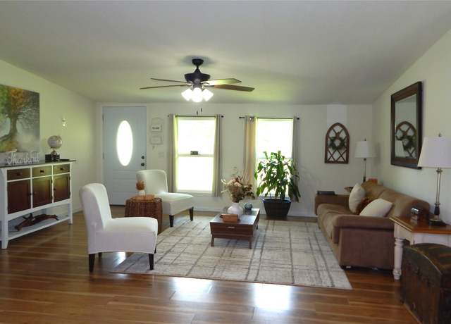 Property at 142 County Road 1332, Liberty, TX 77575, 4 beds, 2 baths