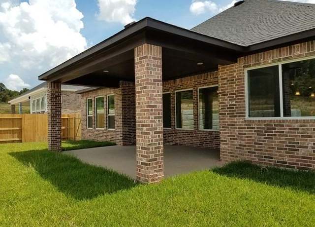 Property at 427 Stonebrook Ln, Conroe, TX 77304, 4 beds, 3 baths