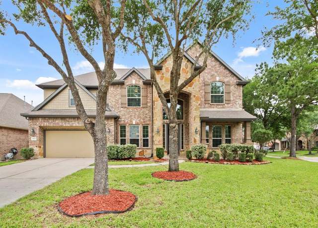 Property at 14723 Castle Cove Ln, Houston, TX 77044, 4 beds, 3.5 baths