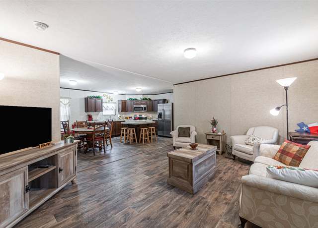 Property at 14273 Shadow Bay Dr, Willis, TX 77318, 3 beds, 2 baths
