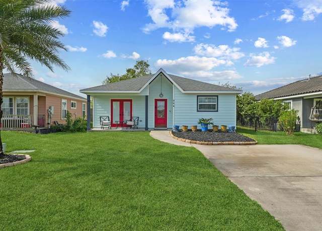 Property at 254 Debbie Ln, Dickinson, TX 77539, 2 beds, 2 baths