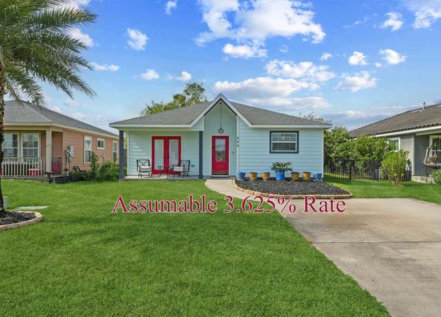 Property at 254 Debbie Ln, Dickinson, TX 77539, 2 beds, 2 baths